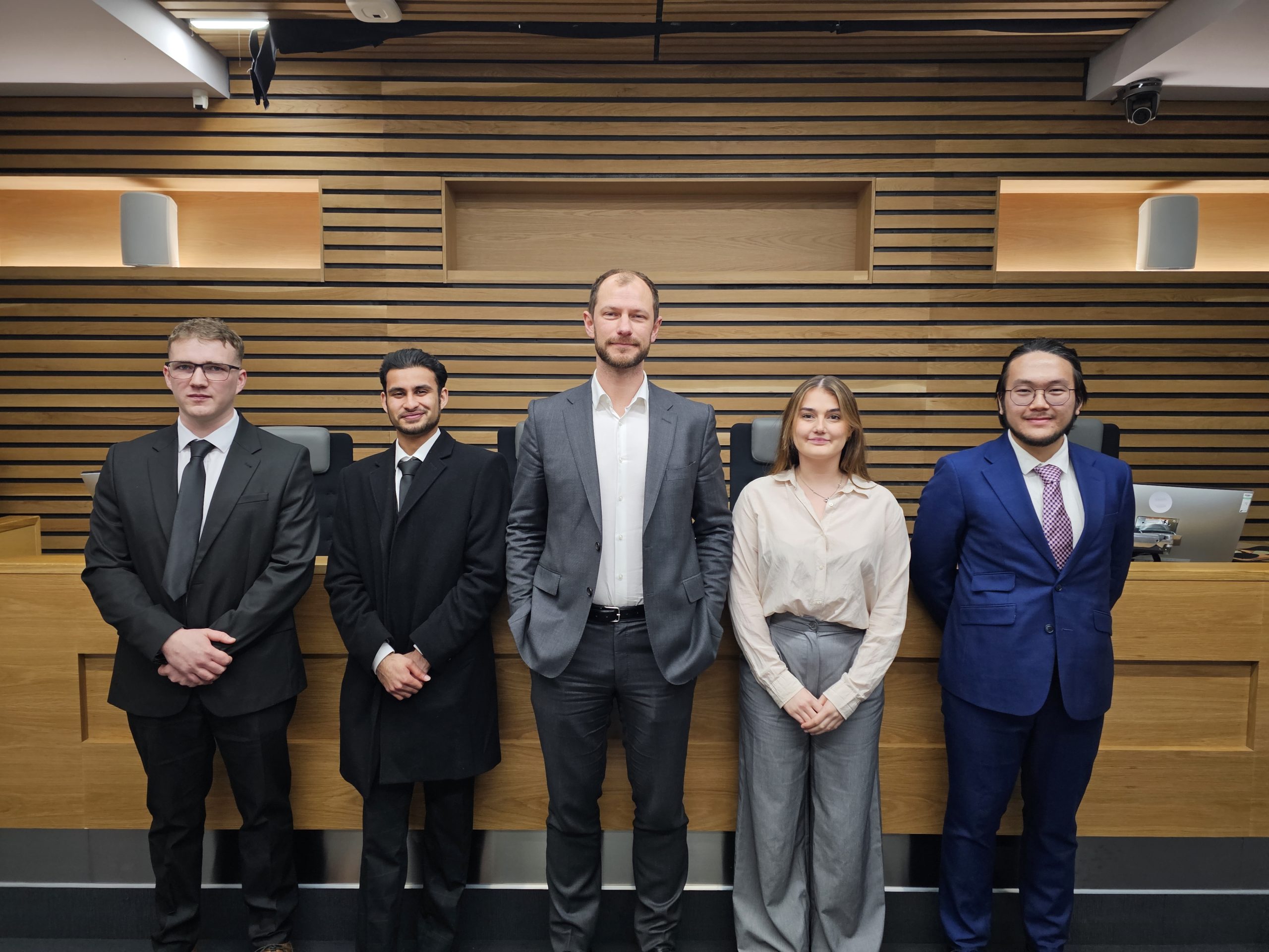 Mooting-scaled-1